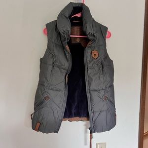 Naketano vest